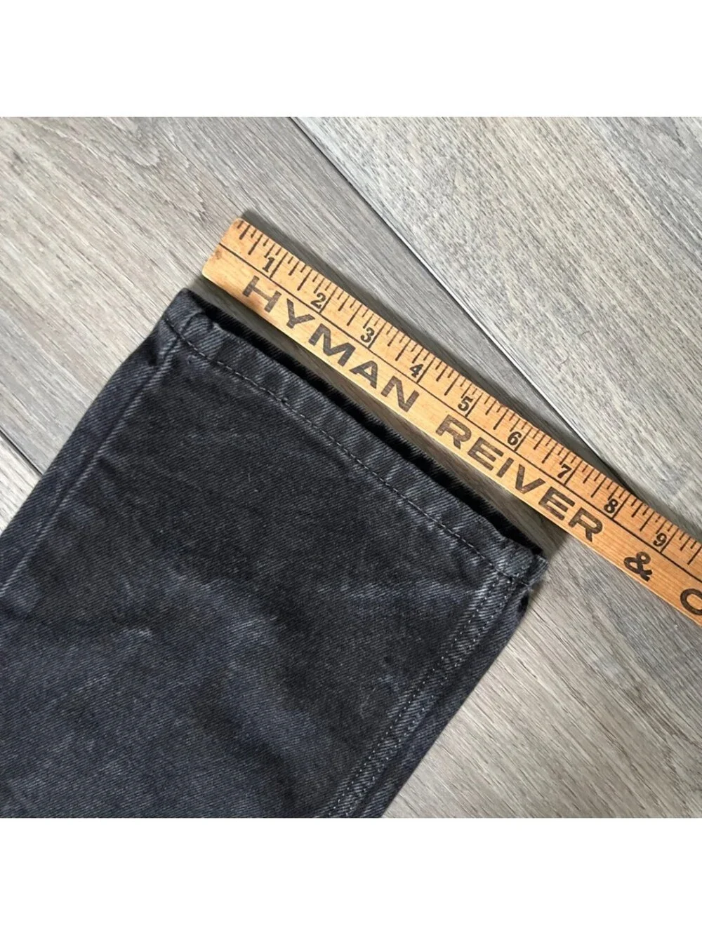 Vintage Levi's Men's 31x32 505 Straight Fit Jeans Black Wash Faded Denim Y2K